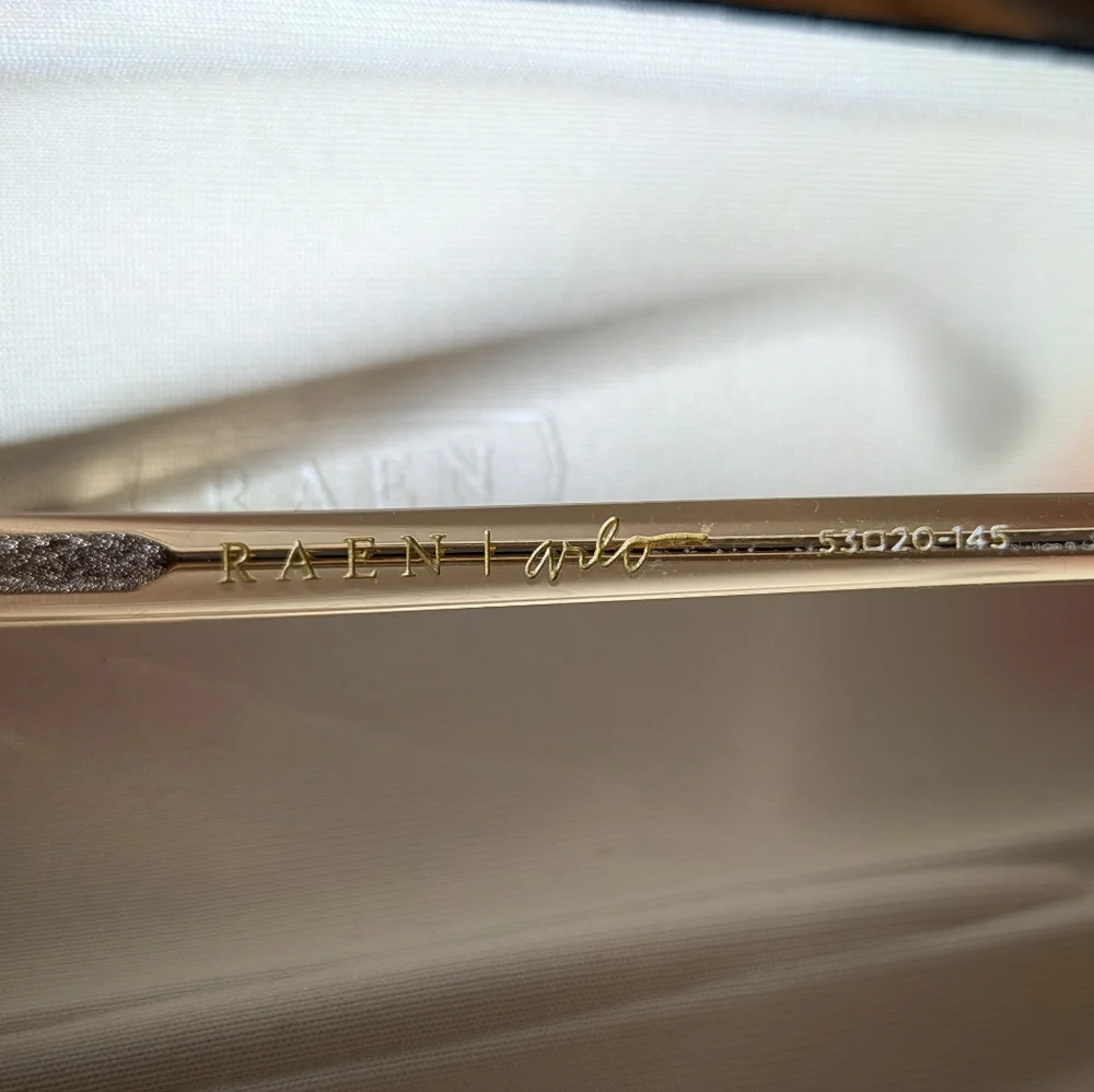 RAEN Arlo Polarized Champagne Crystal - Picture 2 of 5